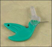 Hummingbird Needle Threader with Cutter