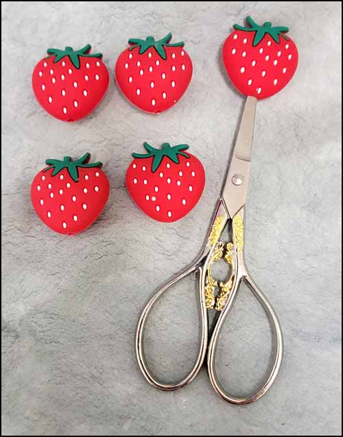 (image for) Strawberry Point Protectors, pack of 5 - Click Image to Close