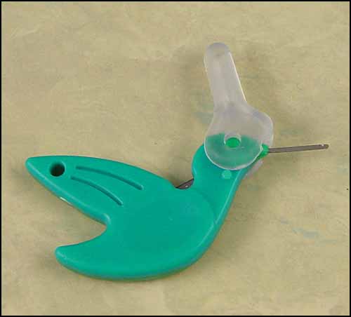 Hummingbird Needle Threader with Cutter - Click Image to Close