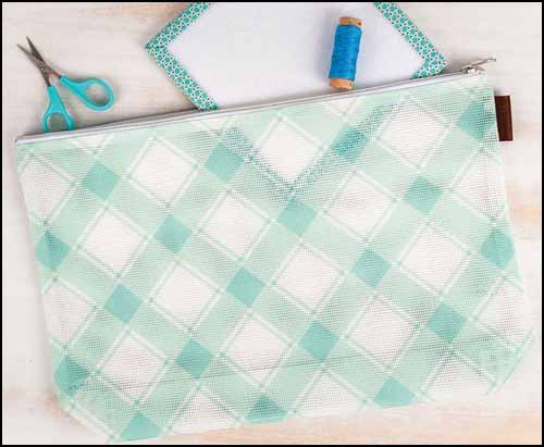 Misty Green Plaid Project Bag - Click Image to Close